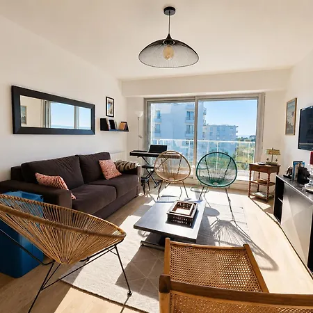 Lägenhet Vue Pour 2 Avec Balcon Et Parking - Fr-1-364-186 *