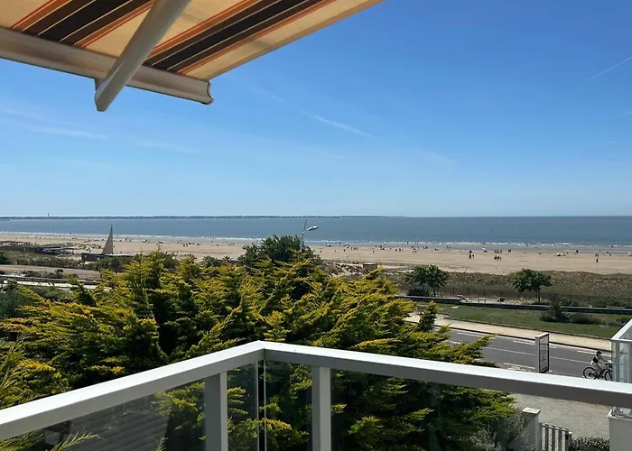 Vue Pour 2 Avec Balcon Et Parking - Fr-1-364-186 *