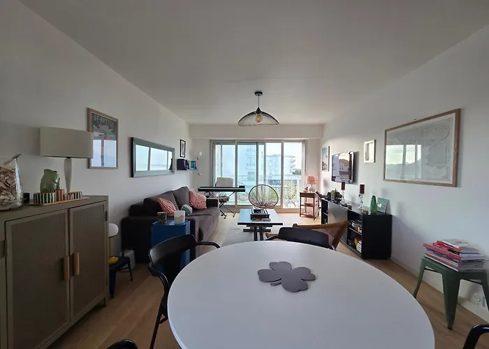 Vue Pour 2 Avec Balcon Et Parking - Fr-1-364-186